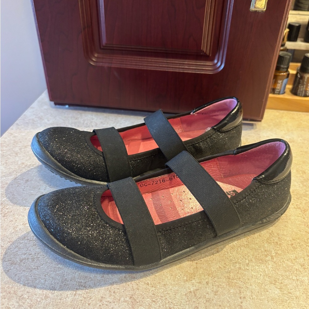 Girls' Black Sparkle Mary Jane Flats with Elastic Cross Straps